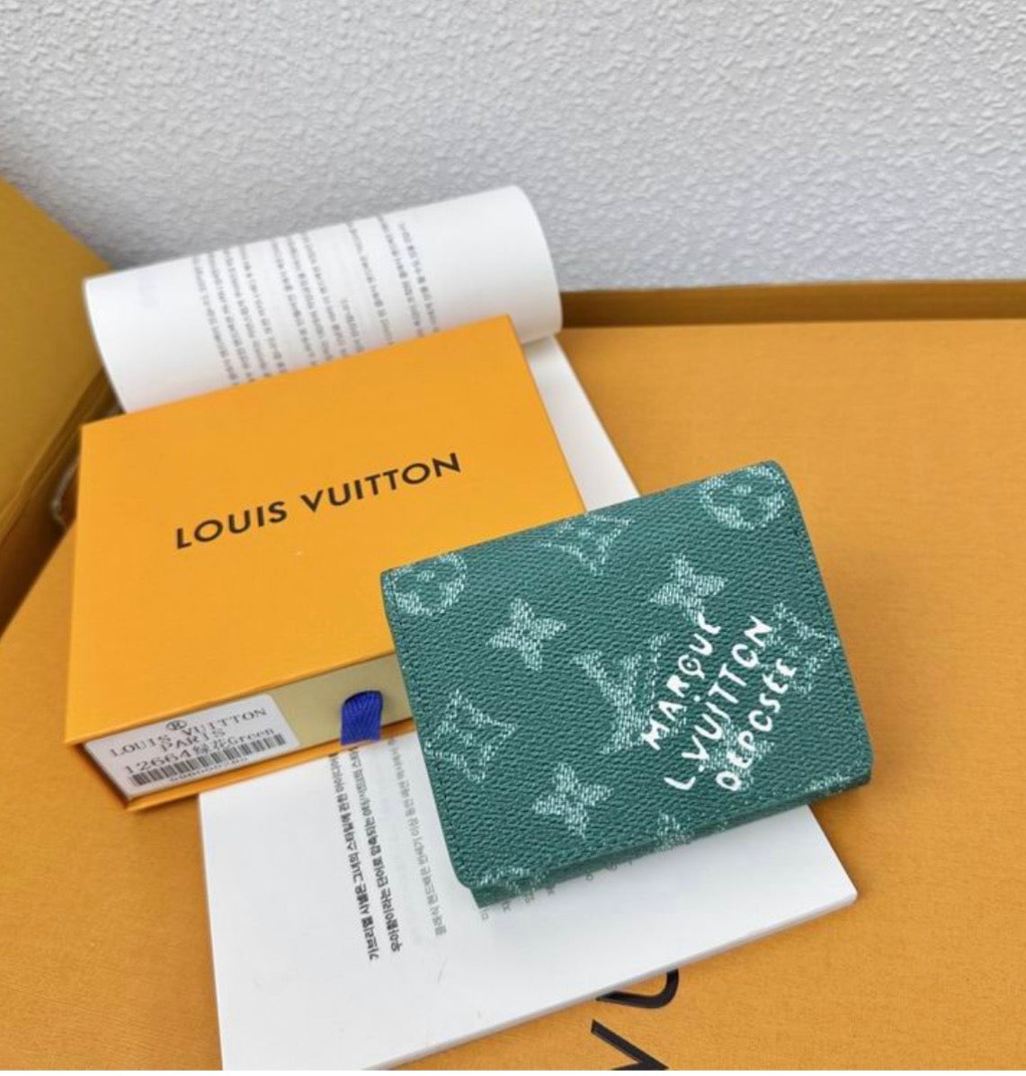 LV Wallet-Mixed Styles