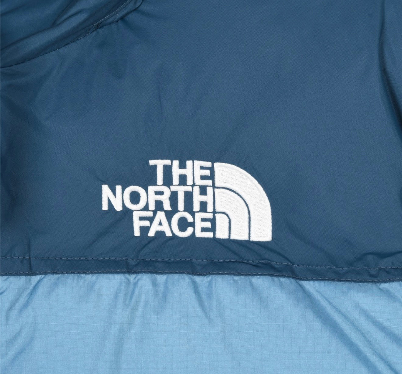 TNF Puffer coat-Light blue.